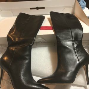 Size 9 m Aldo only worn once